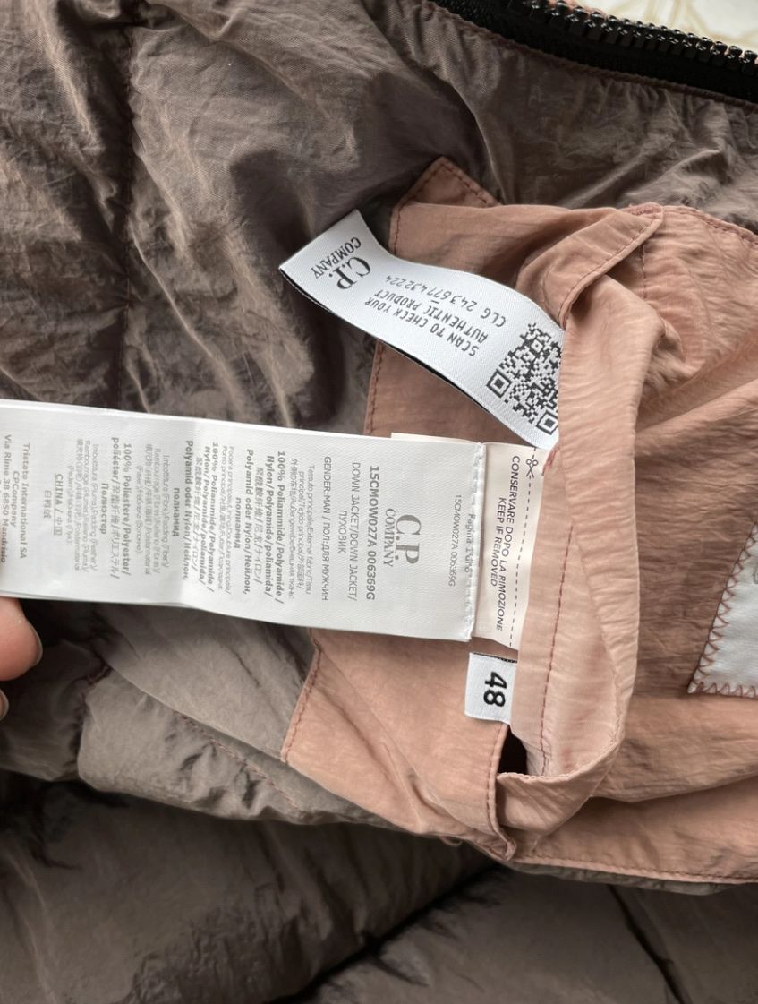 CP Company Giacche: CP Company  Daunen-Jacke – Usato da Aesch BL venduto da sarinaaa.s 6