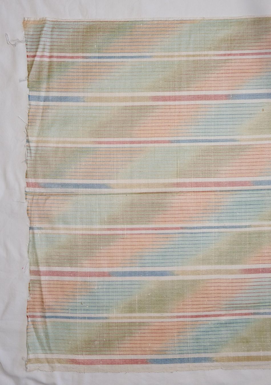 Tessuti: Stoff Muster Seide Deschemaker Paris 60cmx105cm – Usato da Zürich venduto da Masala-Oase 2
