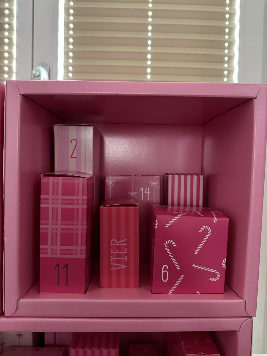Calendari: Adventskalender pink - rosa – Nuovo (secondo la descrizione) da Basel venduto da jetzt-wird-gemistet 3