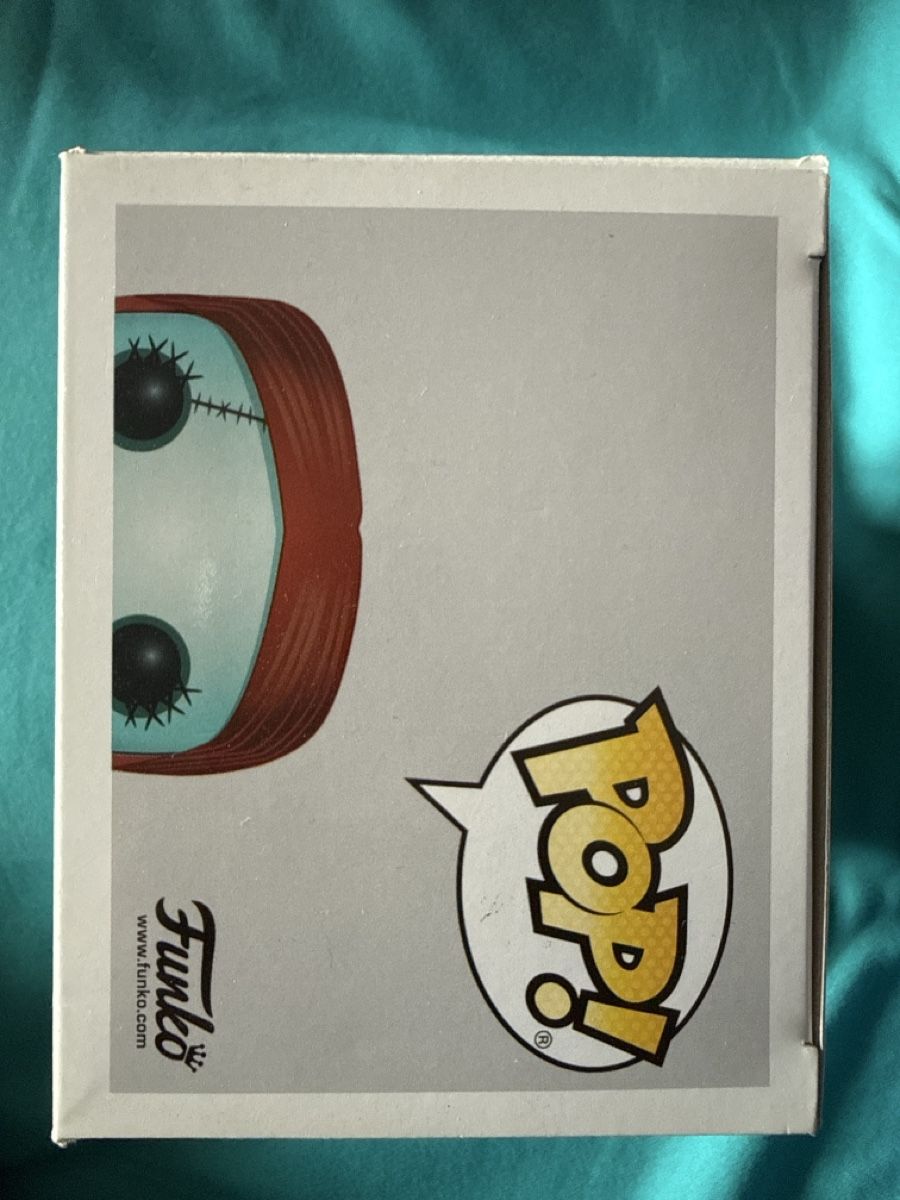 Funko Figuren: Funko Pop Disney Sally 449  – Gebraucht aus Genève von fat_8jwz 4