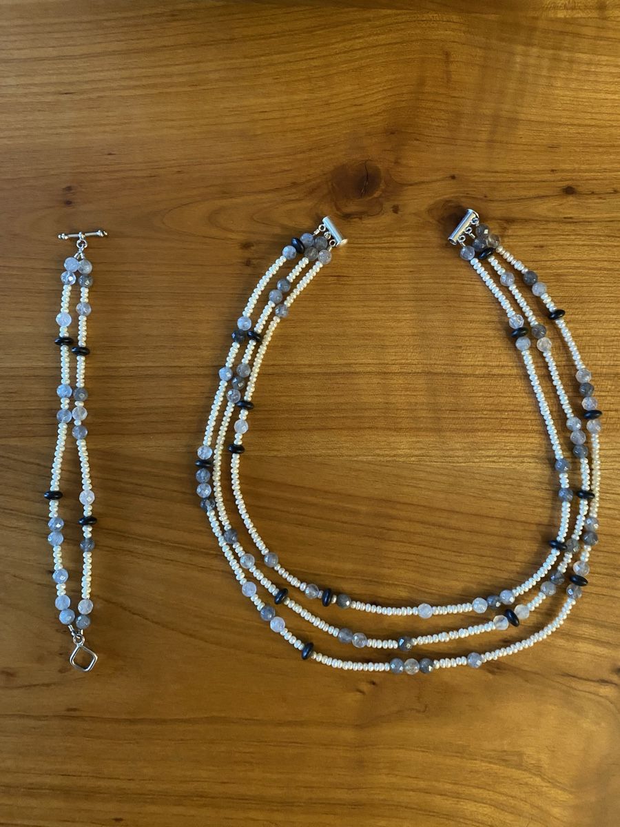 Colliers: Perlenketten-Set – Neuf avec emballage d'origine à Hermrigen par pepper015