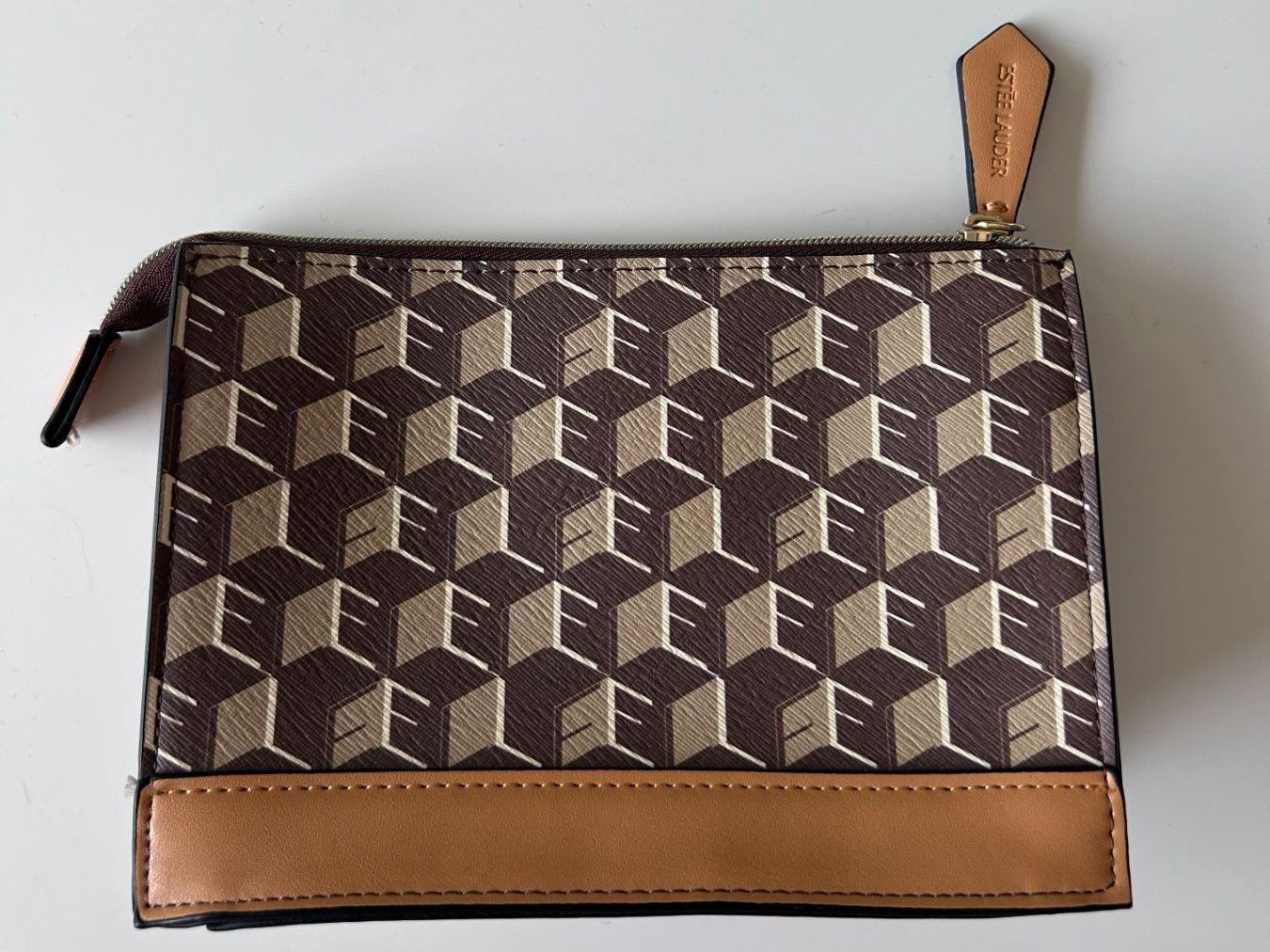 Estée Lauder Kosmetikkoffer: Estée Lauder Necessaire – Gebraucht aus St. Gallen von look-twice 4