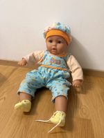 Spielpuppe Zapf Creation mit Kleidung gebrauchter Zustand