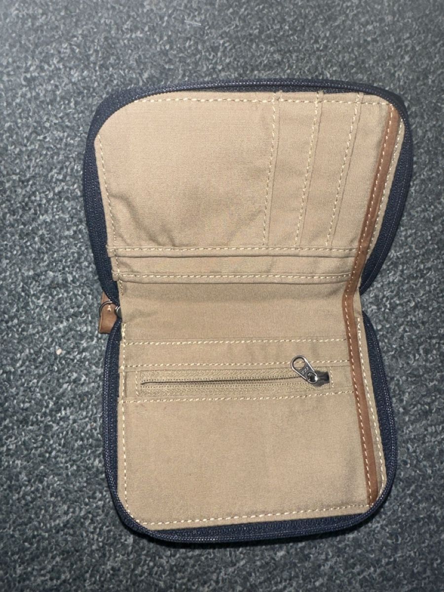 Fjällräven Portafogli: Fjällräven Geldbörse neu – Nuovo (secondo la descrizione) da Baltschieder venduto da YmroBe 1