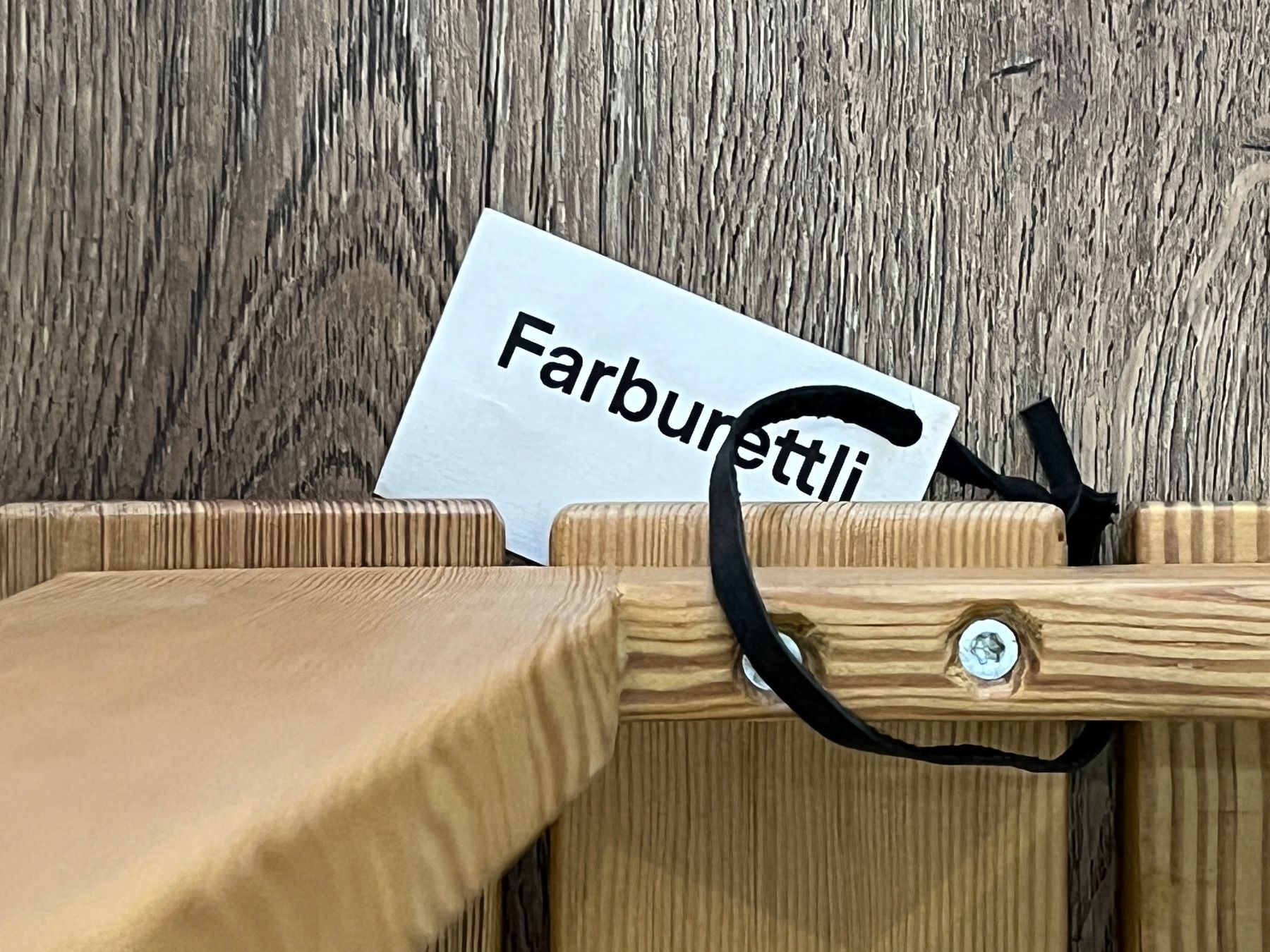 Tabourets: Handgefertigte Holzhocker "Farburettli" aus Pechkiefer – Neuf (Voir description) à Zollikofen par Farb-AG 3