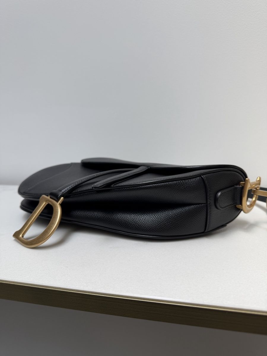 Dior Borse da donna: NEW Christian Dior Saddle Bag with Strap – Nuovo e nell'imballaggio originale da Vacallo venduto da kellyyy 3