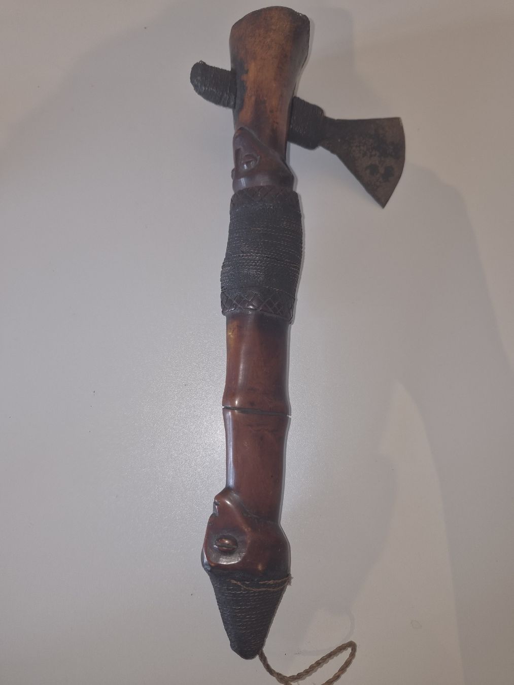 Sculture & Statue: Afrikanische Skulptur Axt – Usato da Hauptwil venduto da Schwertfisch24