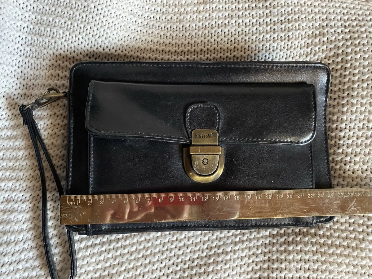 Borse: Pochette noire classique pour homme – Nuovo e nell'imballaggio originale da Geneve venduto da Monthoux13