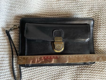 Pochette noire classique pour homme