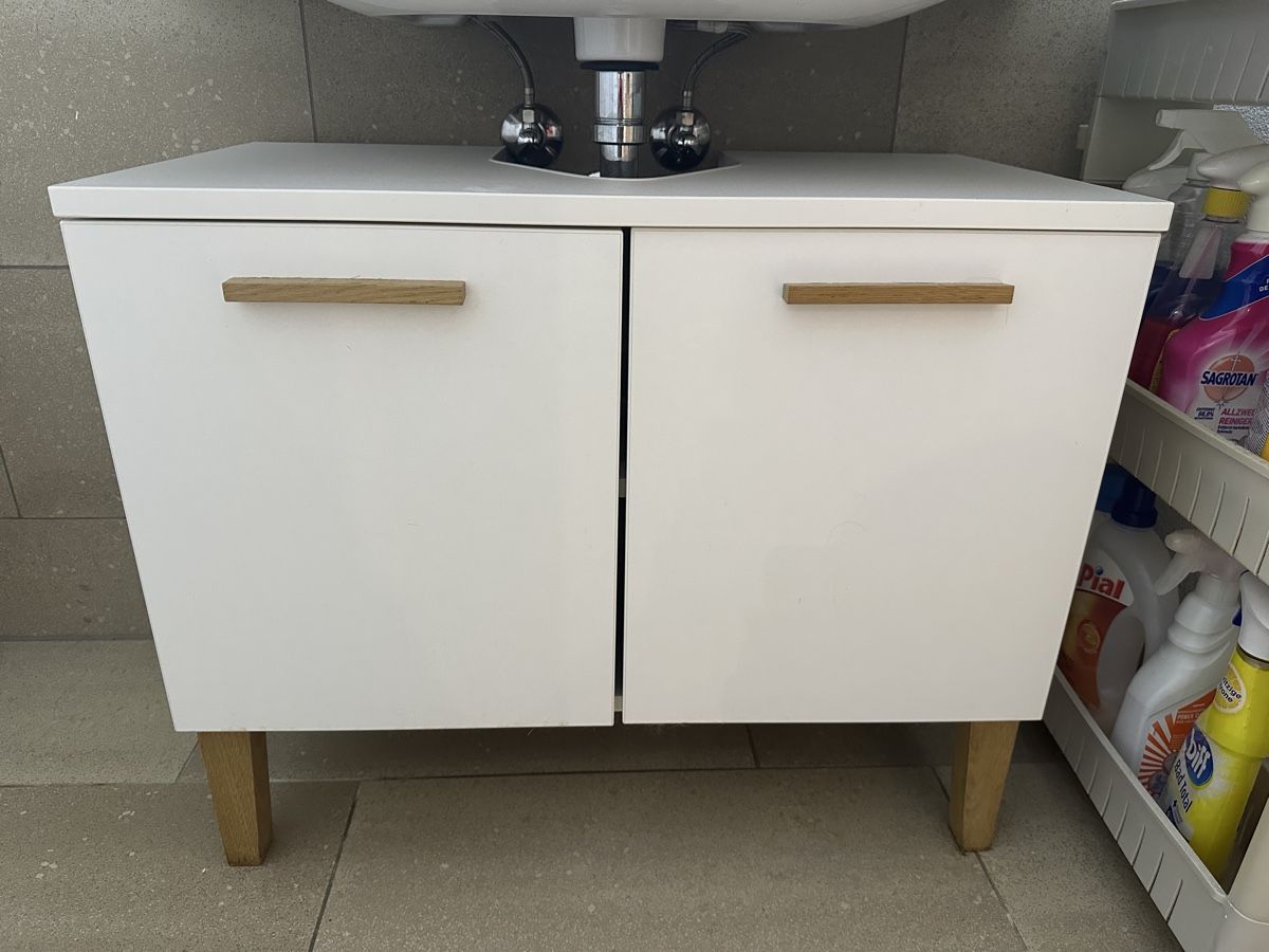 Mobili per bagno: White Under Sink Cabinet, Modern Bathroom Storage Unit – Usato da Gattikon venduto da Sarahs_Schatzkammer