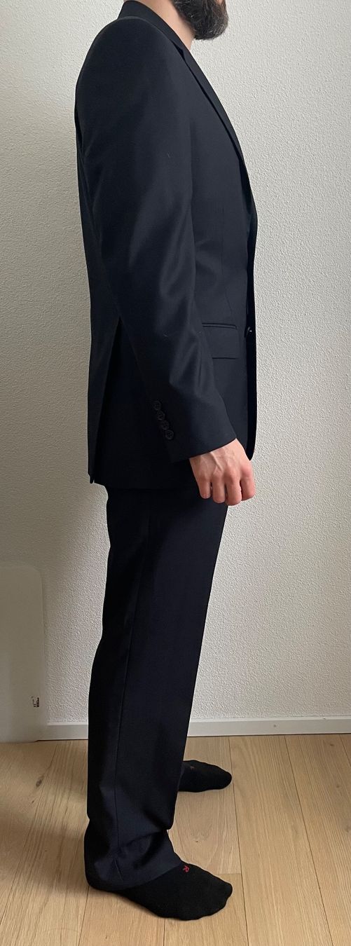 Costumes: Herren Anzug, Grösse 46, Schwarz – D'occasion à Niederhelfenschwil par jas_sq7y 4