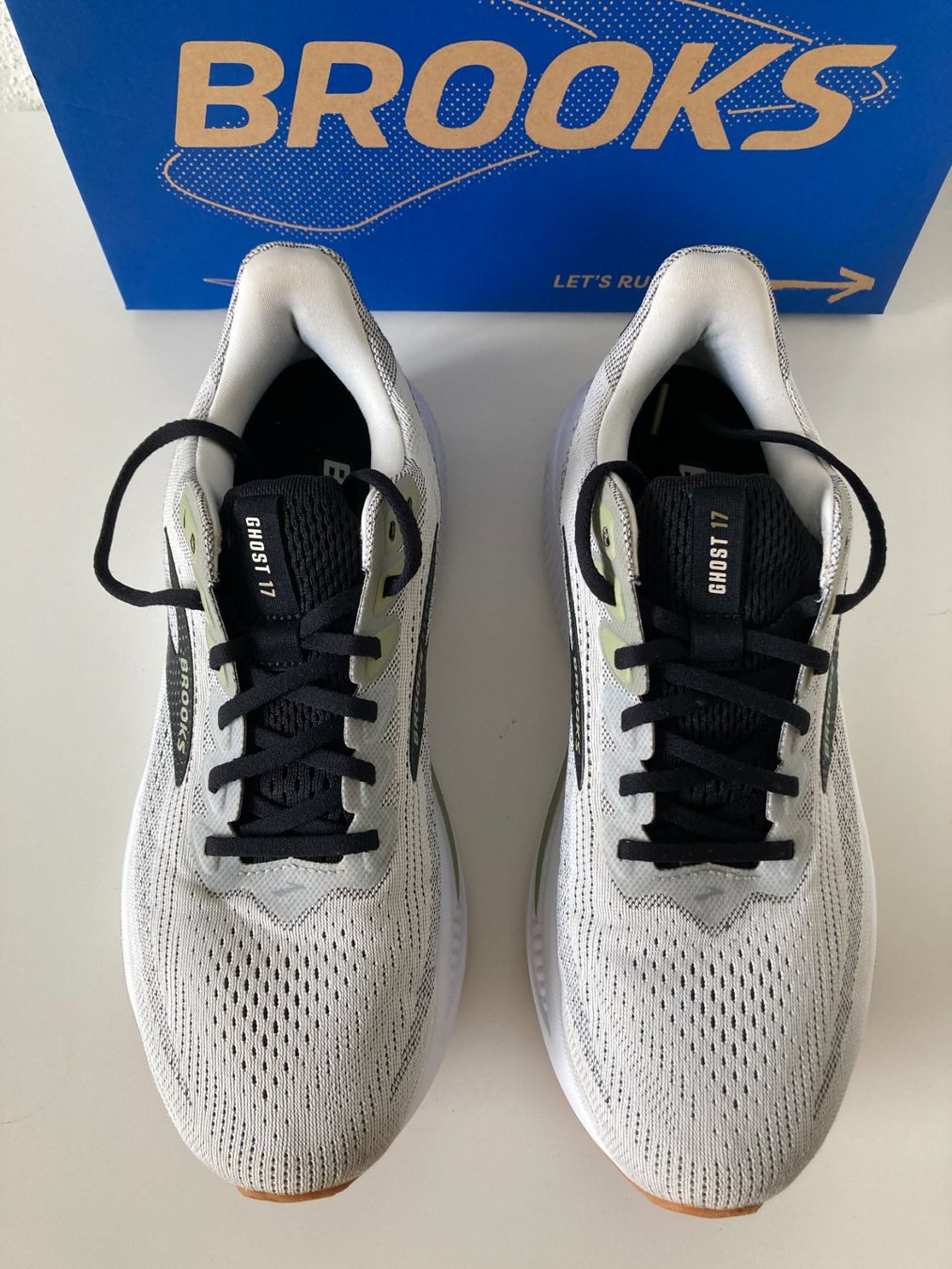 Brooks Herrenschuhe: Brooks Ghost 17 Hommes Taille 43 Blanc/Noir – Neu (gemäss Beschreibung) aus Biel/Bienne von almercaa 2