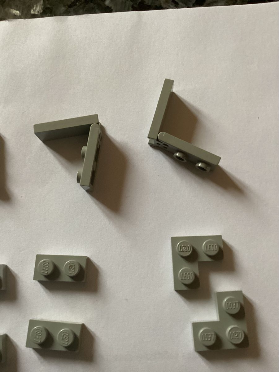 Lego Giocattoli: LEGO Plättli grau diverse – Usato da Kölliken venduto da Rwolfer 1