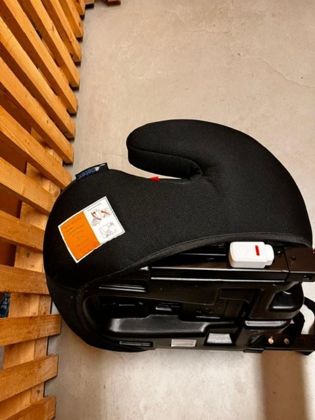 Seggiolini per auto: Child seat group 2. – Usato da Niederglatt ZH venduto da ANTONIS1895 1