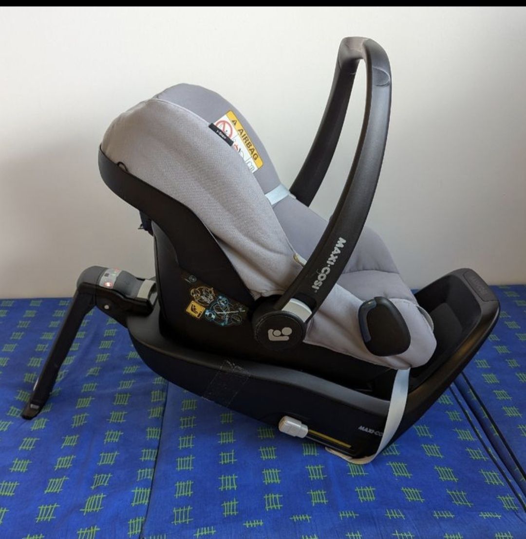 Maxi-Cosi Auto-Kindersitze: Babyschale mit Isofix – Gebraucht aus Langnau am Albis von ins_k9mm 7