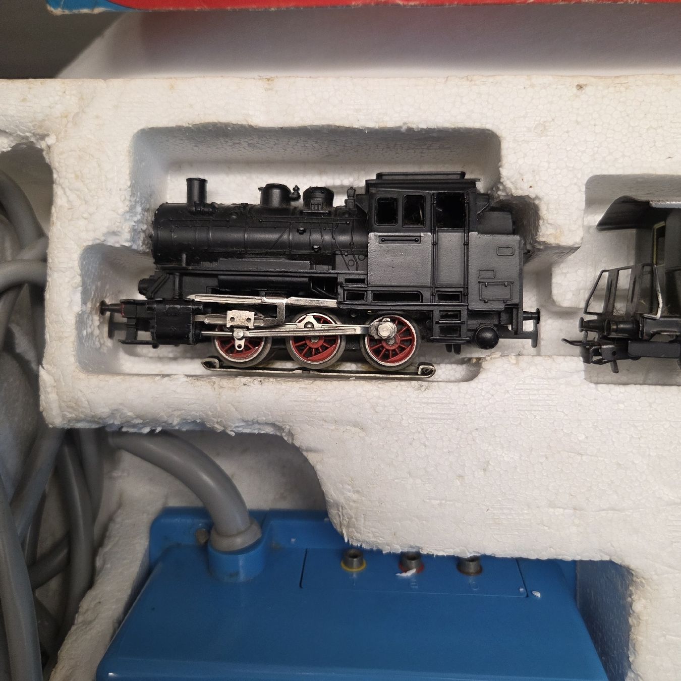Märklin Modelleisenbahnen: Märklin Set HO, Modell Eisenbahn-Set 2930 – Gebraucht aus Stans von Ducati16 4