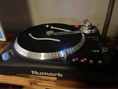 Numark Giradischi: Platine Numark TT500 – Nuovo (secondo la descrizione) da Vesenaz venduto da giu_77bp 2