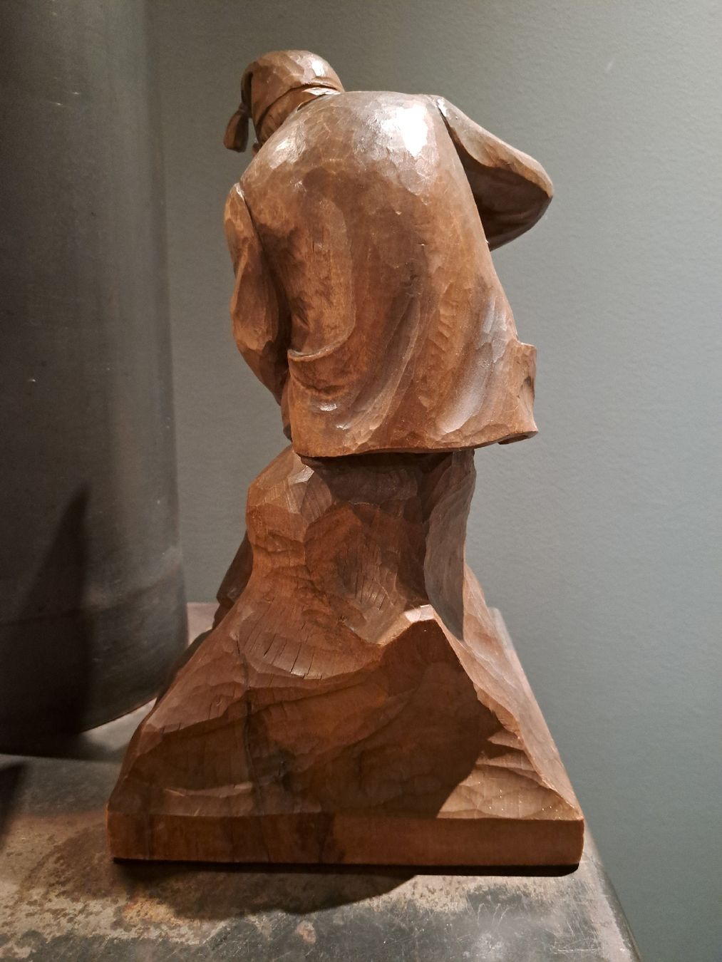 Statuette: Holzschnitzerei Mann trinkend Bauer Huggler? – Usato da bad zurzach venduto da jue_5xhl 3