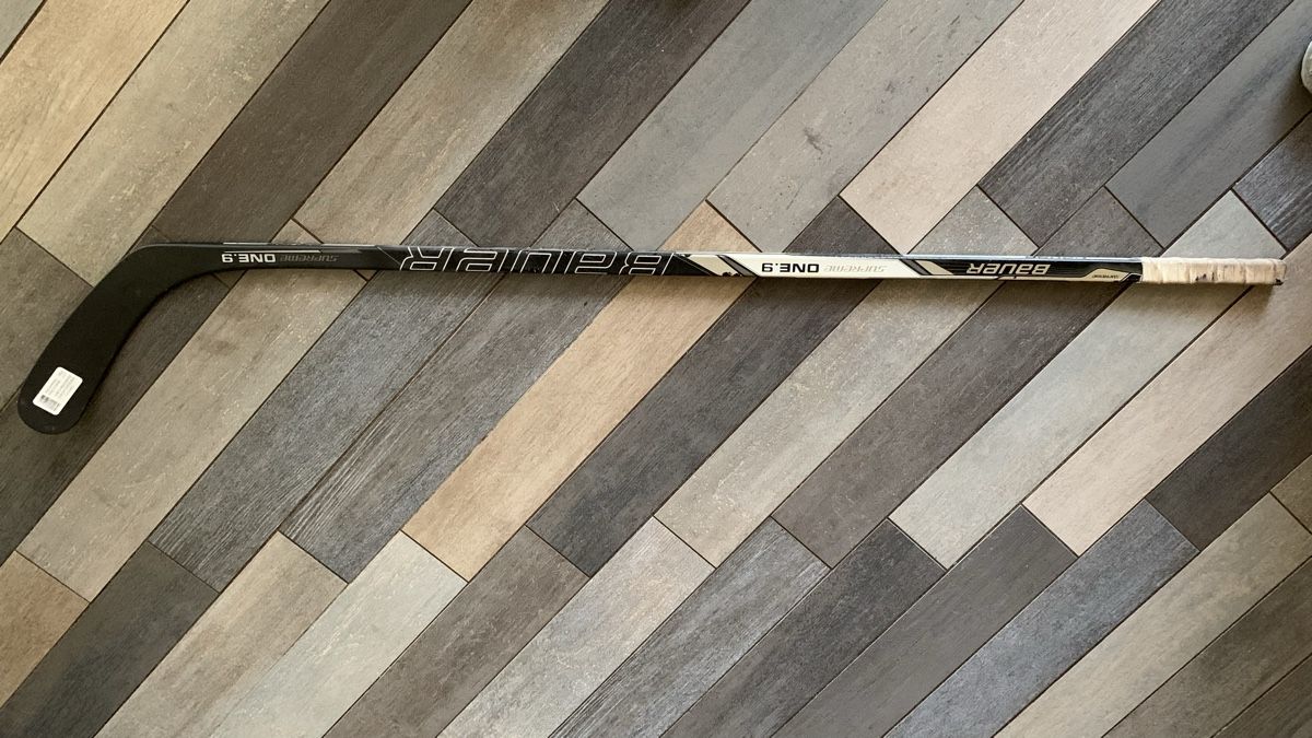 Bastoni & Pale: Bauer Eishockey Schläger Stock One.9 – Usato da Waldenburg venduto da Nina2125 3