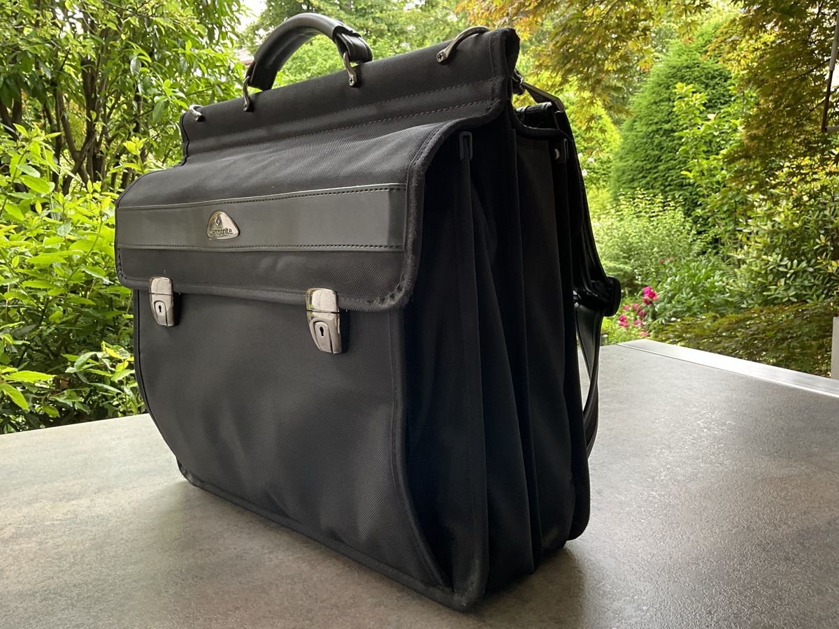 Samsonite Valigie & Borse: Samsonite Aktenkoffer Aktentasche Schwarz – Usato da Basel venduto da Genie2 1