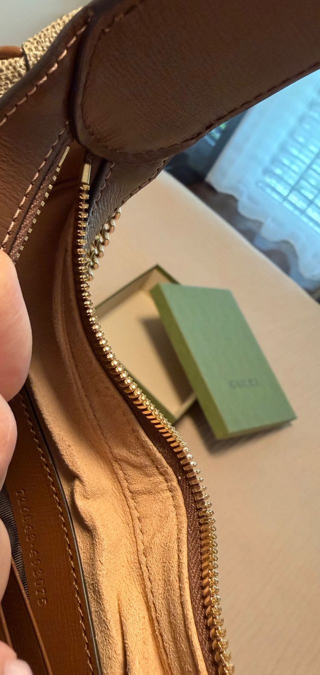 Gucci Borse da donna: Gucci GG half-moon-shaped mini bag – Nuovo (secondo la descrizione) da Bülach venduto da ale_2zhc 8