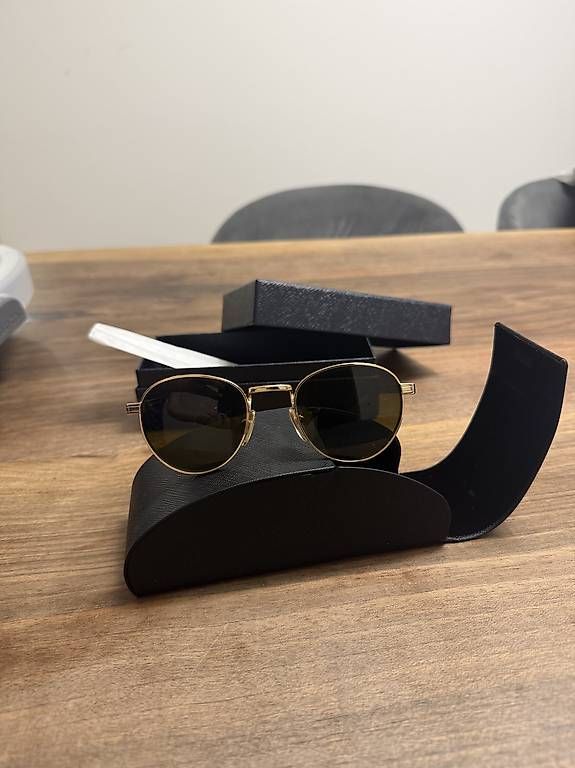 Prada Occhiali & Lenti: NEU! Prada Sonnenbrille PR B52S 5AK09Z – Nuovo (secondo la descrizione) da Zürich venduto da tgbpk 3