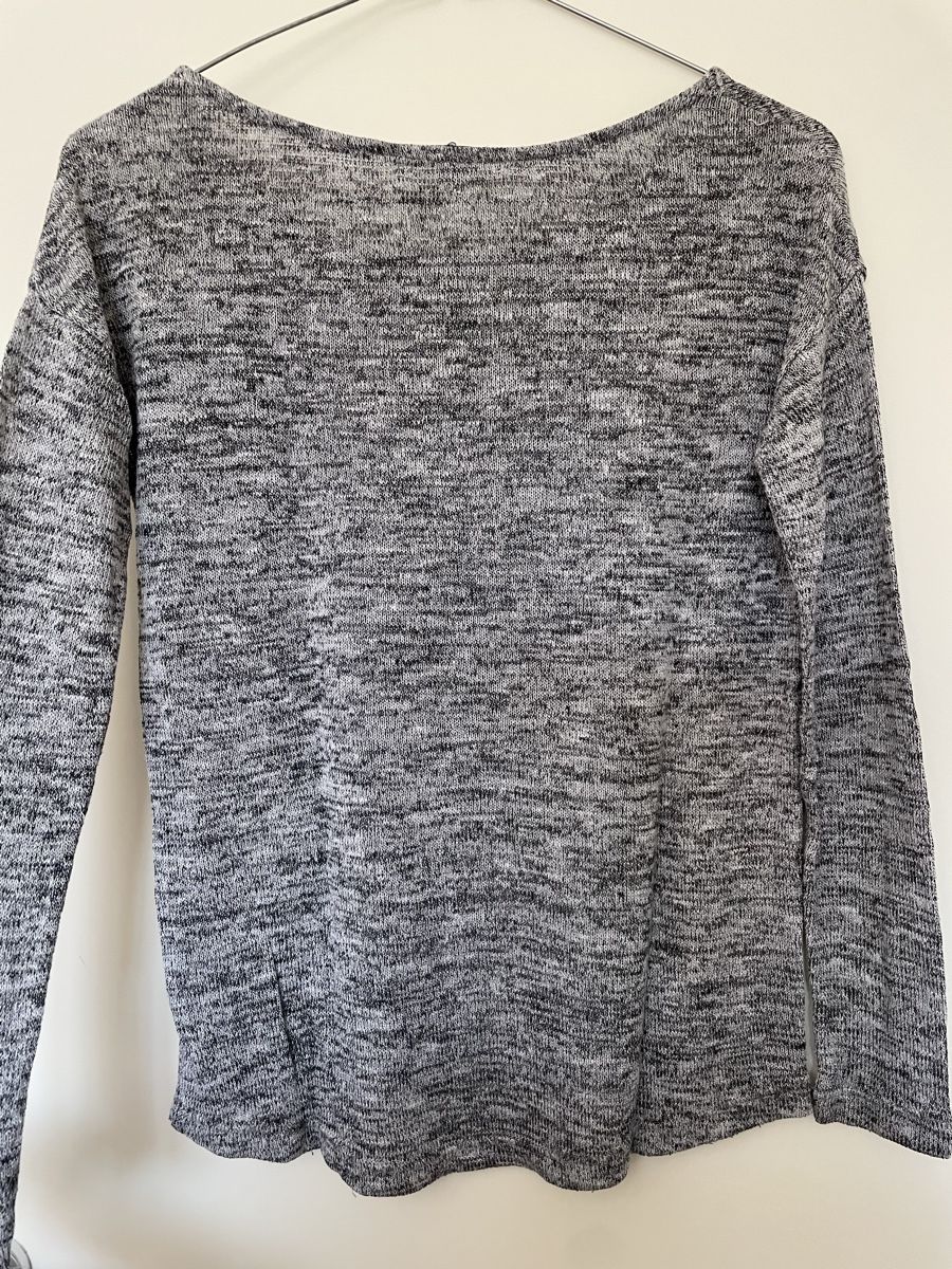 Pulls & Sweat-shirts: Pull – Neuf (Voir description) à Pont-de-la-Morge (Sion) par hel_bh28 1