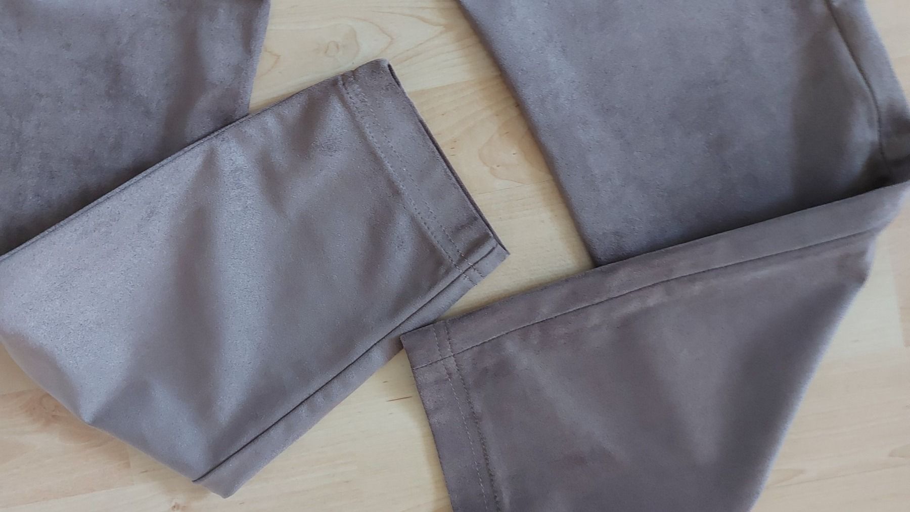 Cambio Pantaloni: Cambio Hose gr,38 – Usato da langenthal venduto da rundholz7 7
