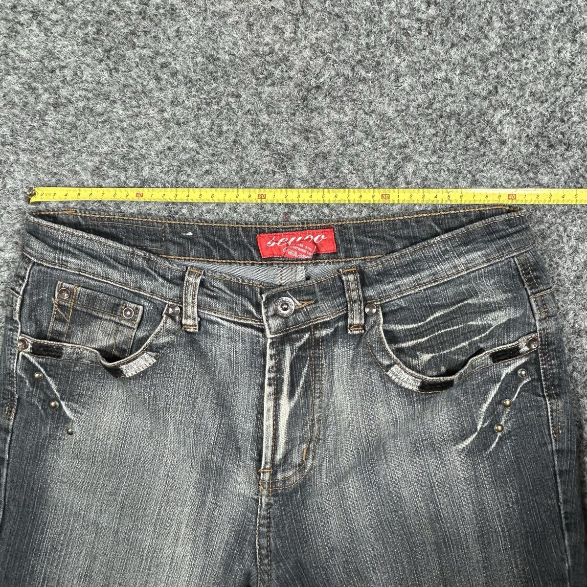 Jeans: Jeans seyoo grey  – Nuovo (secondo la descrizione) da La Sagne NE venduto da Matlasape 2