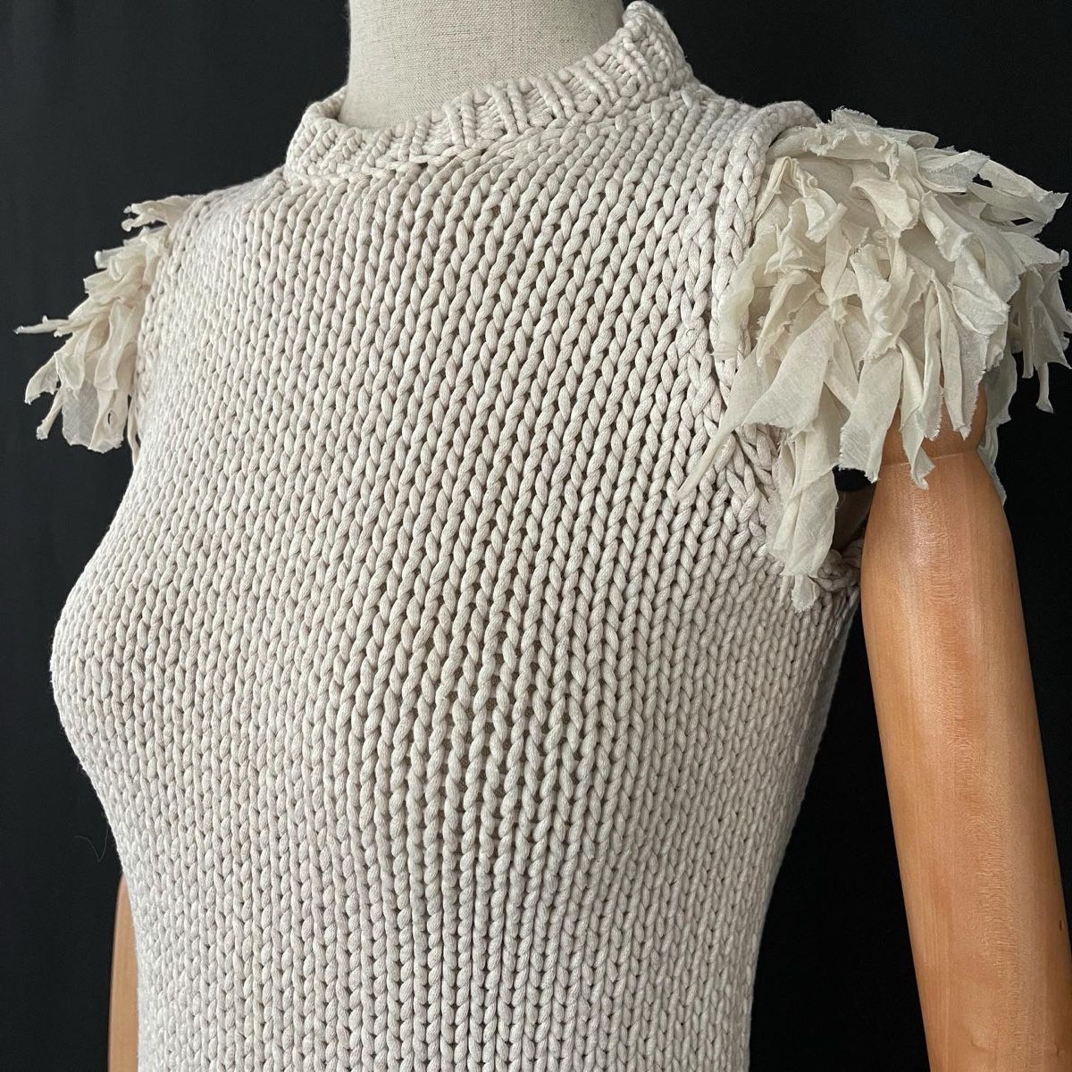 Brunello Cucinelli Tops: BRUNELLO CUCINELLI Knitted Top – Neu (gemäss Beschreibung) aus Emmen von Avviivva_Com2023 2