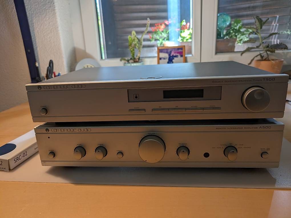 Cambridge Audio Amplificatori: Cambridge Audio A500 und T500 – Usato da Bönigen b. Interlaken venduto da Jazzy0
