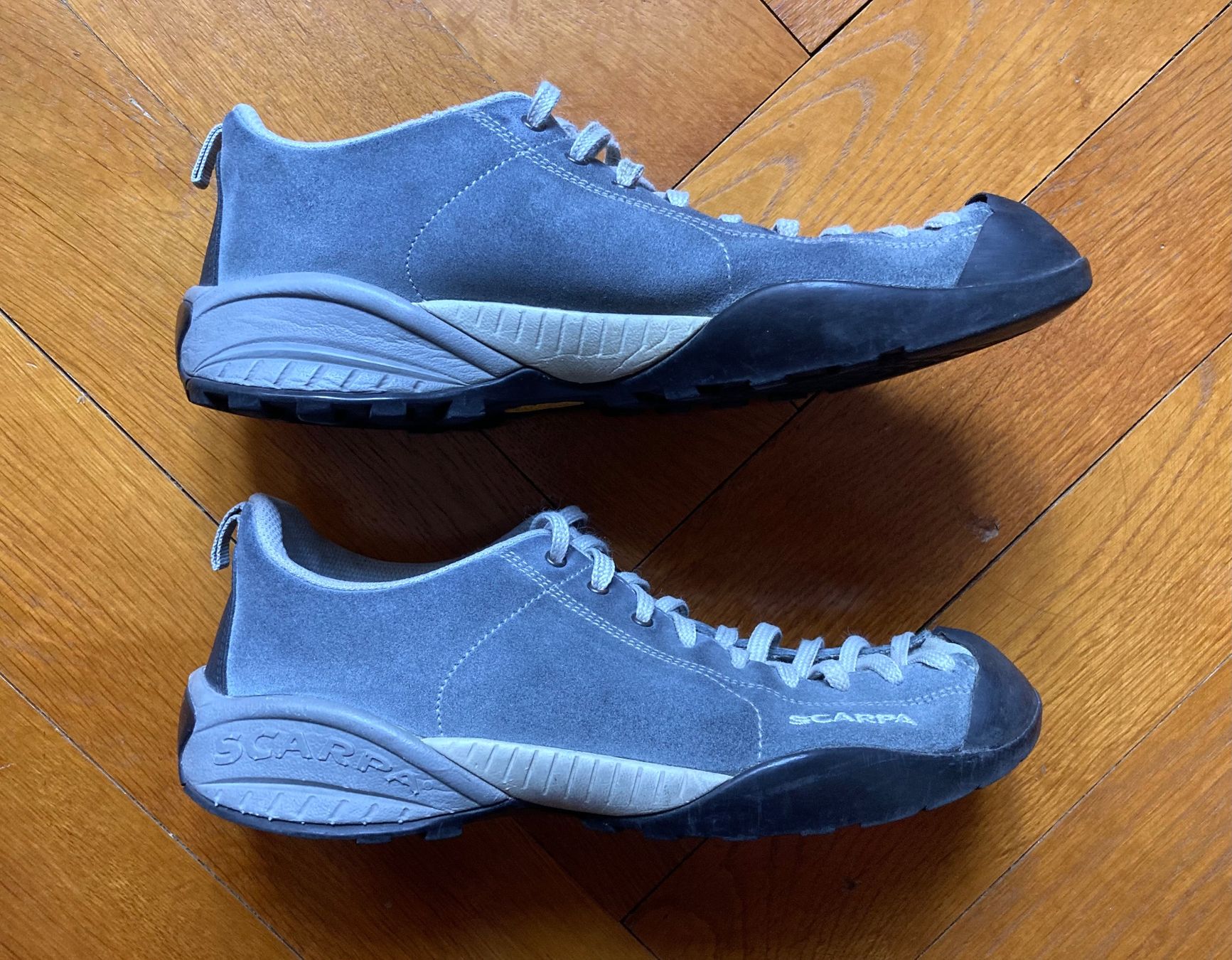 Scarpa Herrenschuhe: Scarpa Mojito 40.5 – Gebraucht aus Biel/Bienne von Murmeltier04
