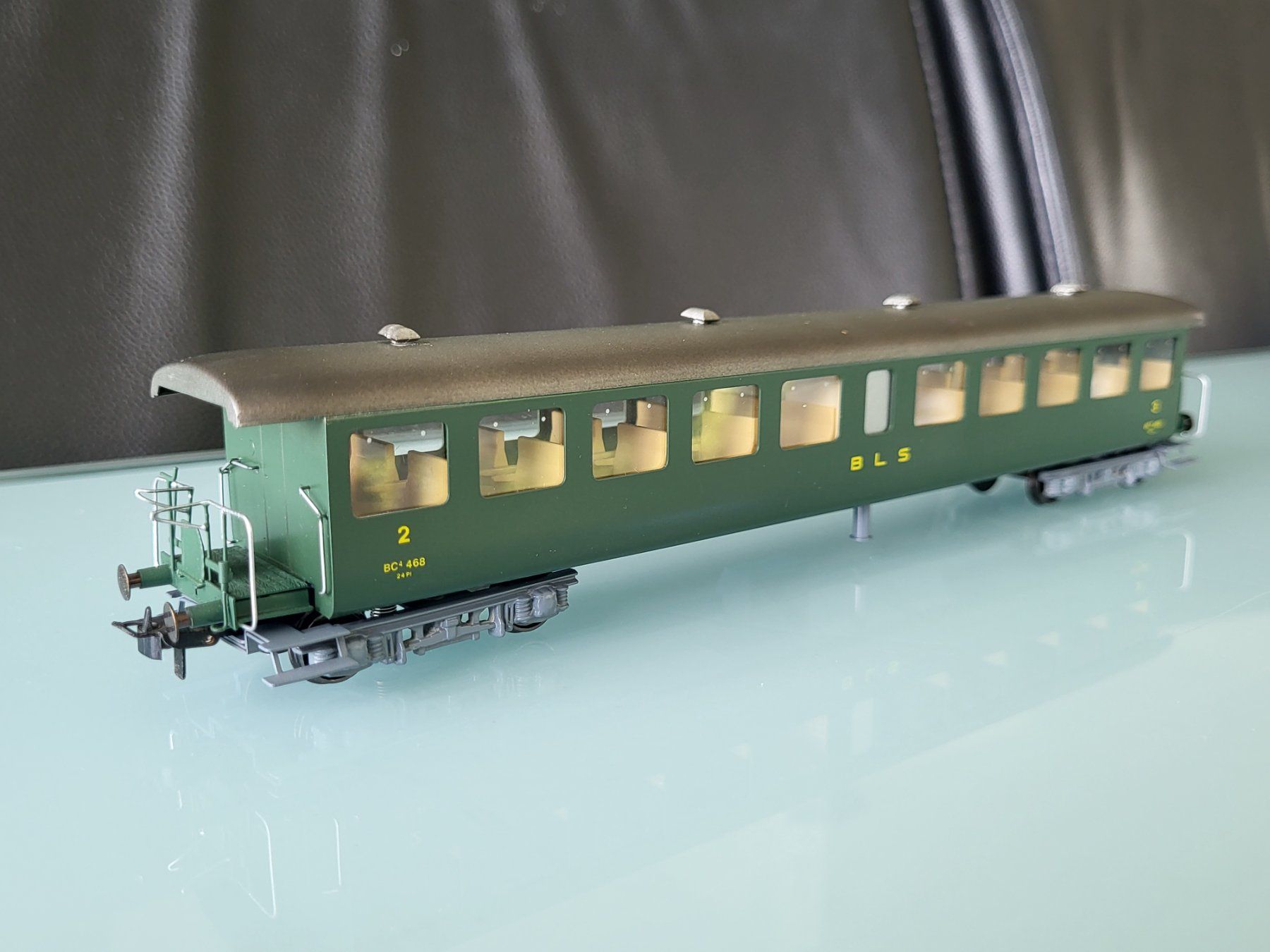 Metropolitan Modellini di ferrovie: H0  Metropolitan  BLS  BCi4  Epoche III – Nuovo (secondo la descrizione) da Oberburg venduto da sensetal