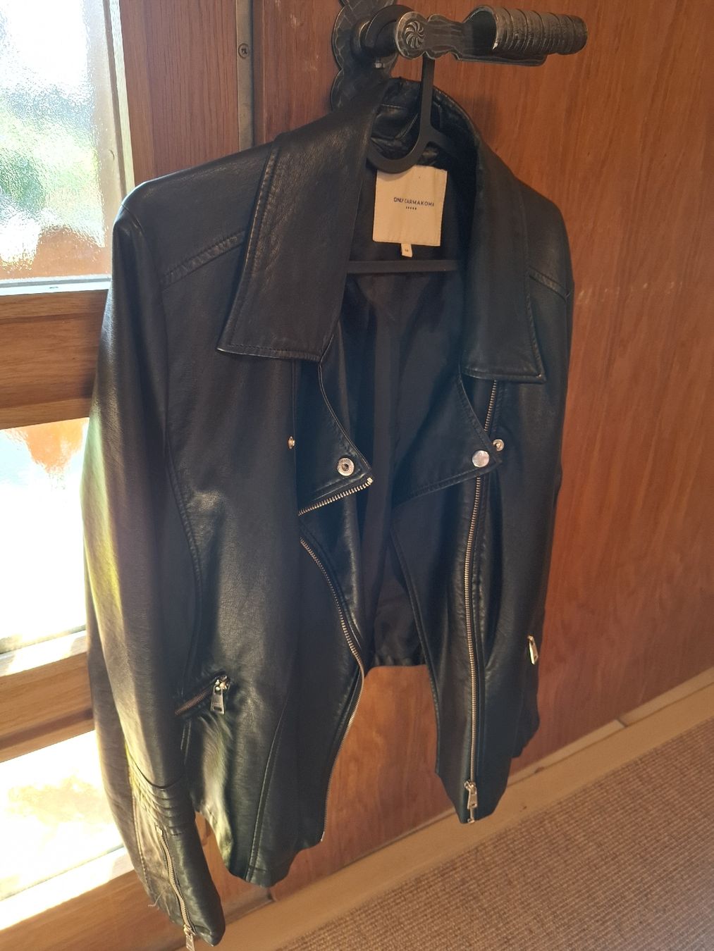 Only Jacken: ONLY Carmakoma Kunstlederjacke Schwarz, Gr. 46 – Gebraucht aus Lütisburg von amerika123 3