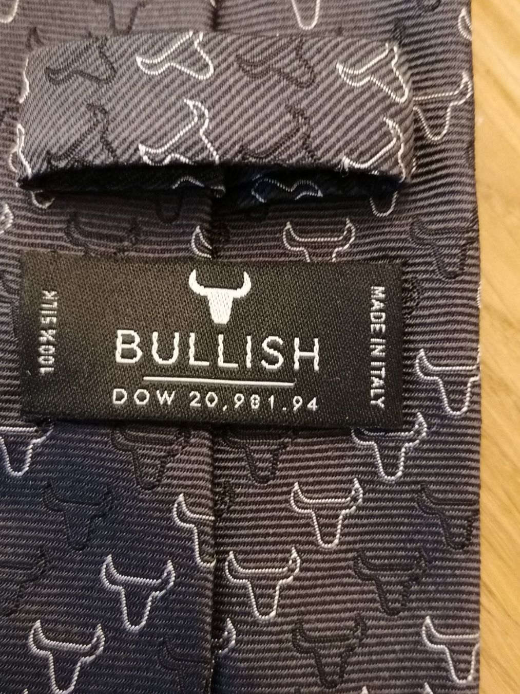 Cravatte: Bullish Krawatte 100% Seide - Nr. 180 – Usato da Basel venduto da vintagecollector 2