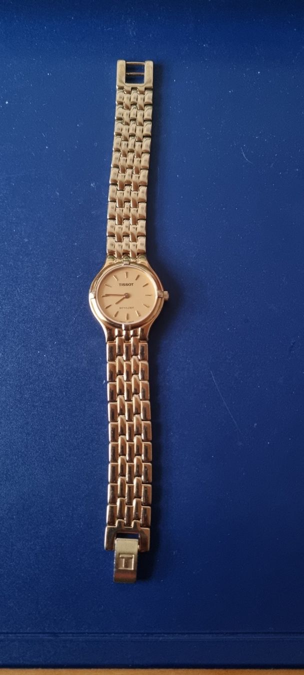 Tissot Uhren: Tissot Damen Uhr – Gebraucht aus Maur von Pru 1