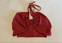 Top rouge bordeaux à nouer, dos nu, idéal pour l'été!
