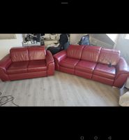Ledersofa rot 2-Sitzer und 3-Sitzer guter Zustand