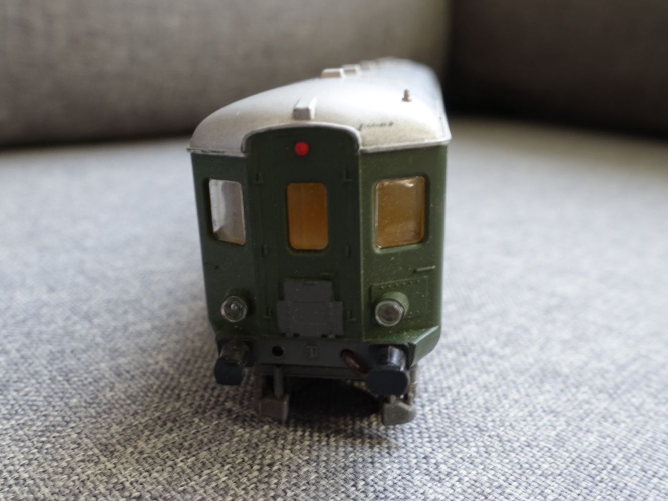 Kleinbahn Modellini di ferrovie: KLEINBAHN No. 393 SBB Steuerwagen AB4 - HO – Usato da Wallbach venduto da Sarrows 4