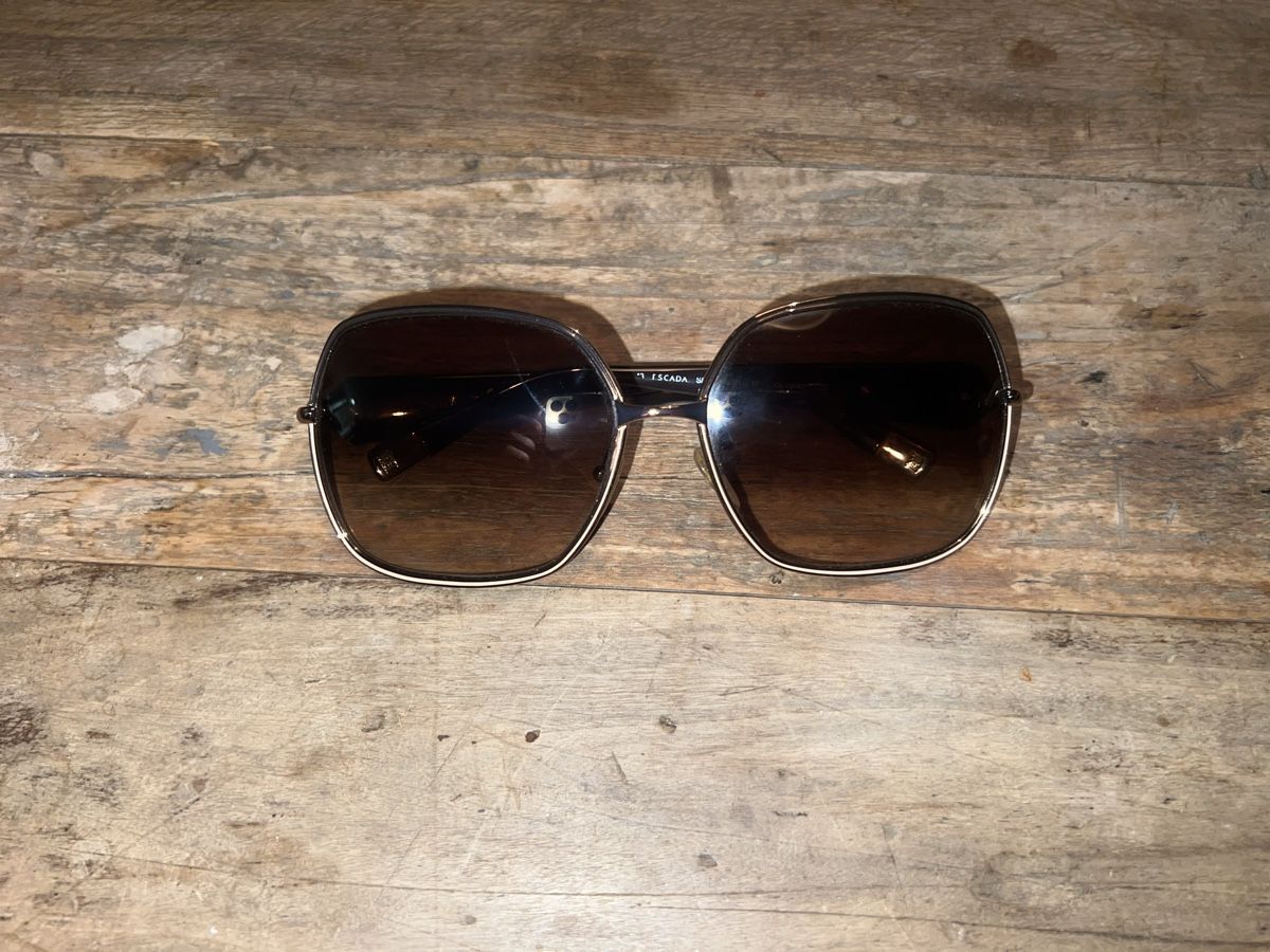 Escada Occhiali & Lenti: Escada Sonnenbrille Damen – Usato da Kloten venduto da Teo3ko 2