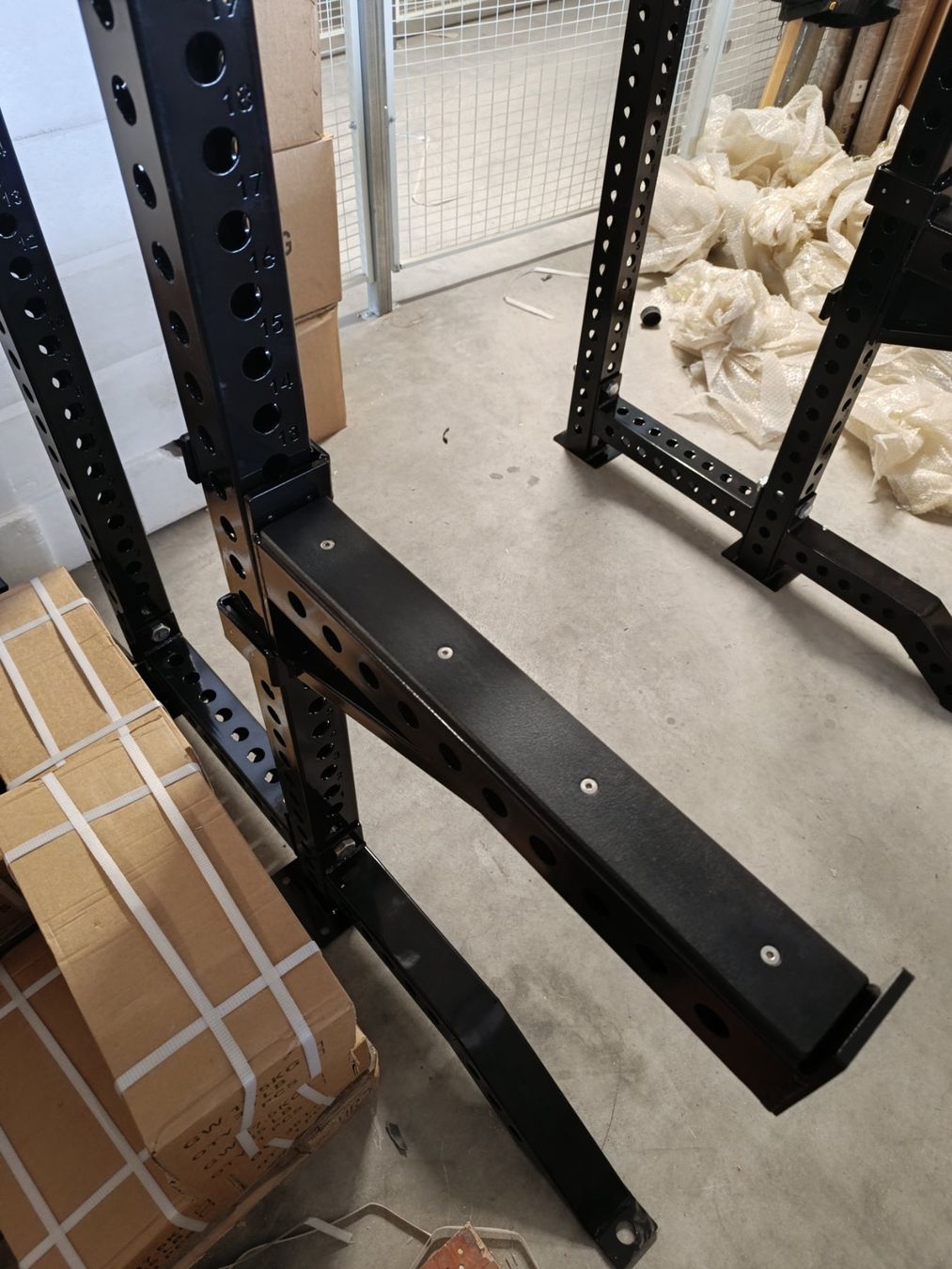 Hometrainer: Power rack 180 oder 220cm – Nuovo e nell'imballaggio originale da Volketswil venduto da Fsladek 2