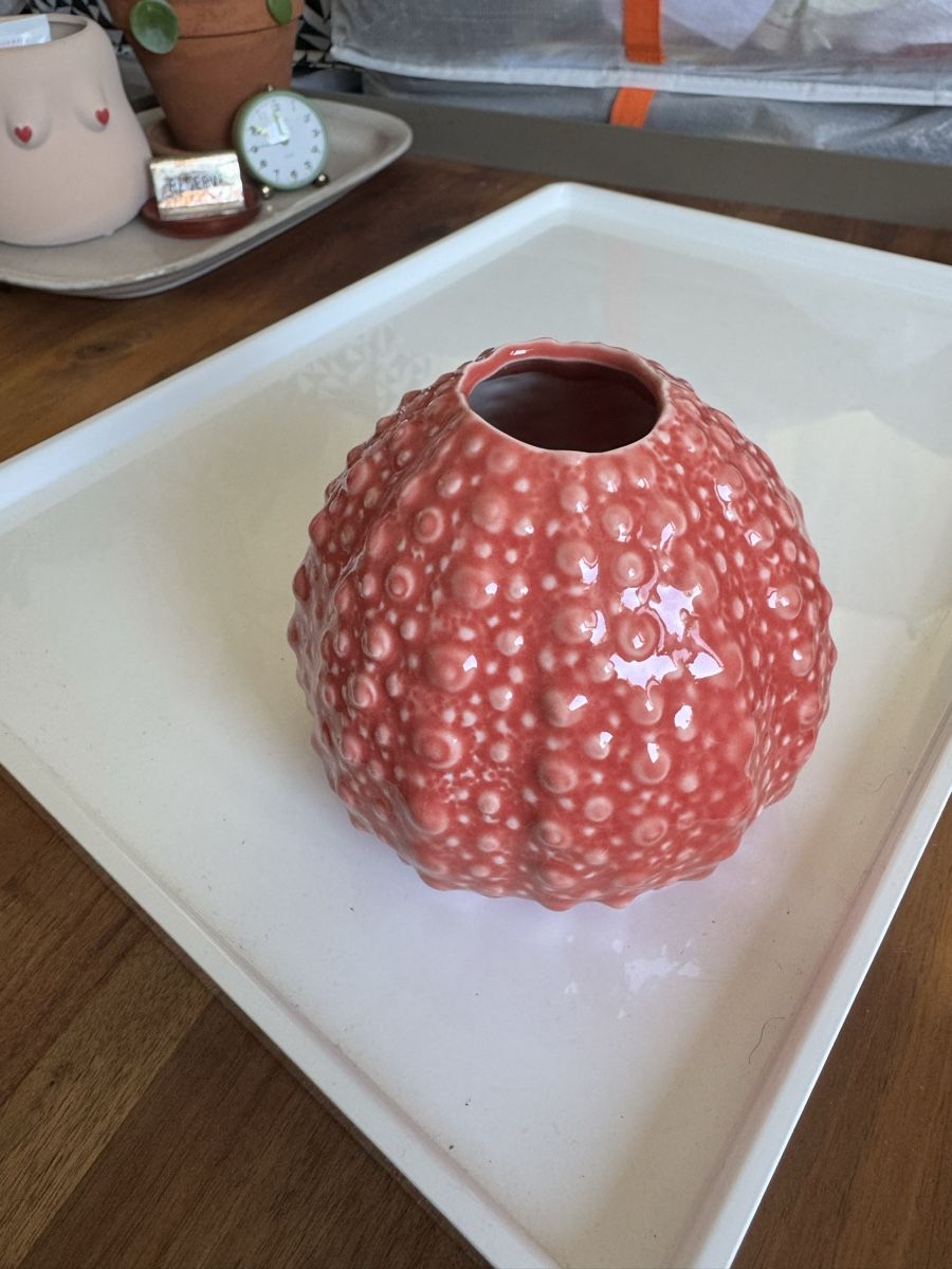 Vasen & Gefässe: Red textured vase - never used  – Neu (gemäss Beschreibung) aus Zürich von kri_zhv2