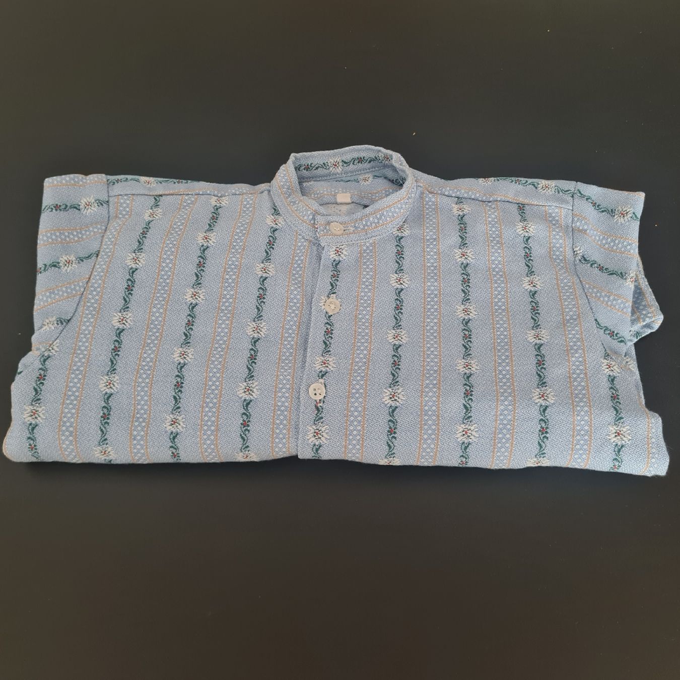 Edelweiss Camicie, T-shirt & Polo: Edelweiß Kinderhemd Gr 128 – Usato da Steinen venduto da turbogeiss99 1
