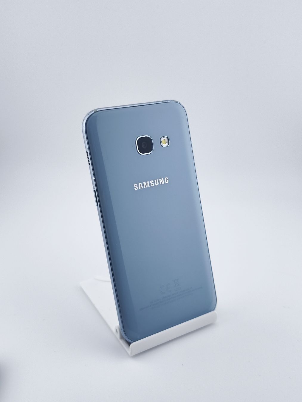 Samsung Portables: Samsung Galaxy A3 – D'occasion à Uster par TOPPRICEE 1