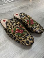 Slippers Gucci taille 42