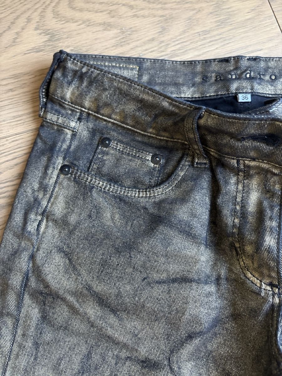 Sandro Jeans: Sandro jeans doré/noir Taille 36 – Gebraucht aus Genève von bha_jcf5 1