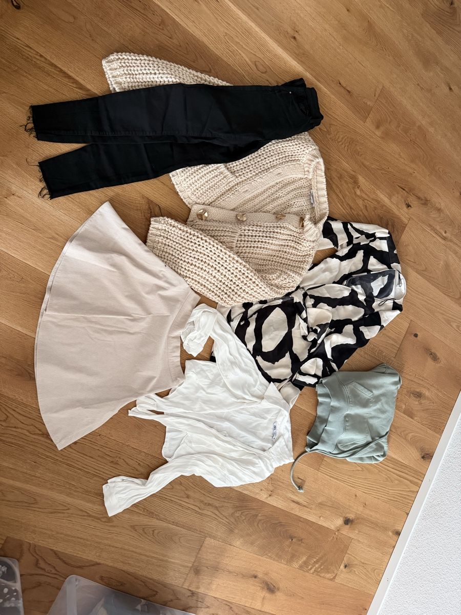 Lots de vêtements: kleiderpaket gr.s – D'occasion à Hohenrain par Flysohighmybutterfly 1