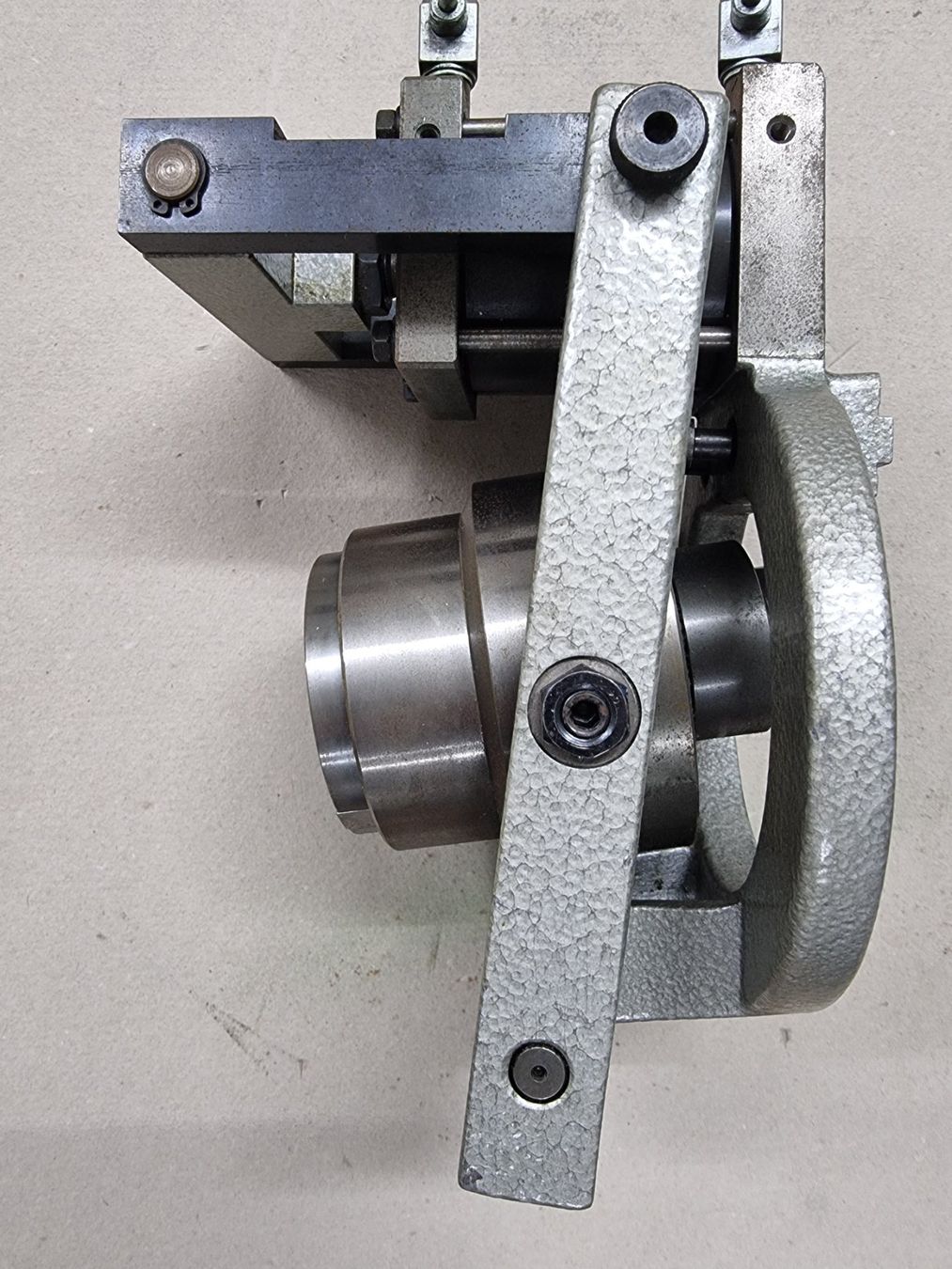 Schaublin Altro per industria metallurgica: Pneumatische Spannvorrichtung W20 – Usato da Zihlschlacht venduto da Fan2002 1