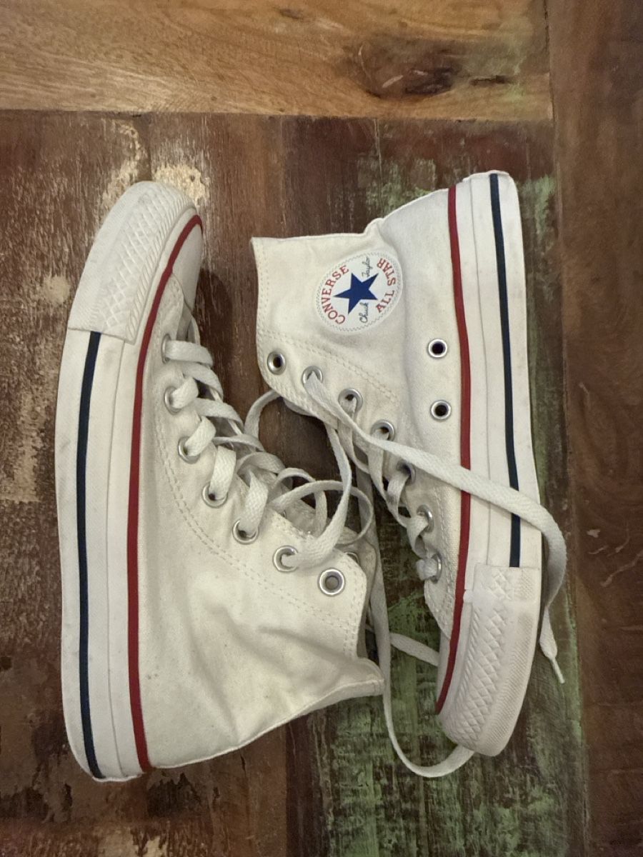 Converse Scarpe da donna: Weisse Converse All Stars Chucks, Grösse 37 – Usato da Bern venduto da Querida10