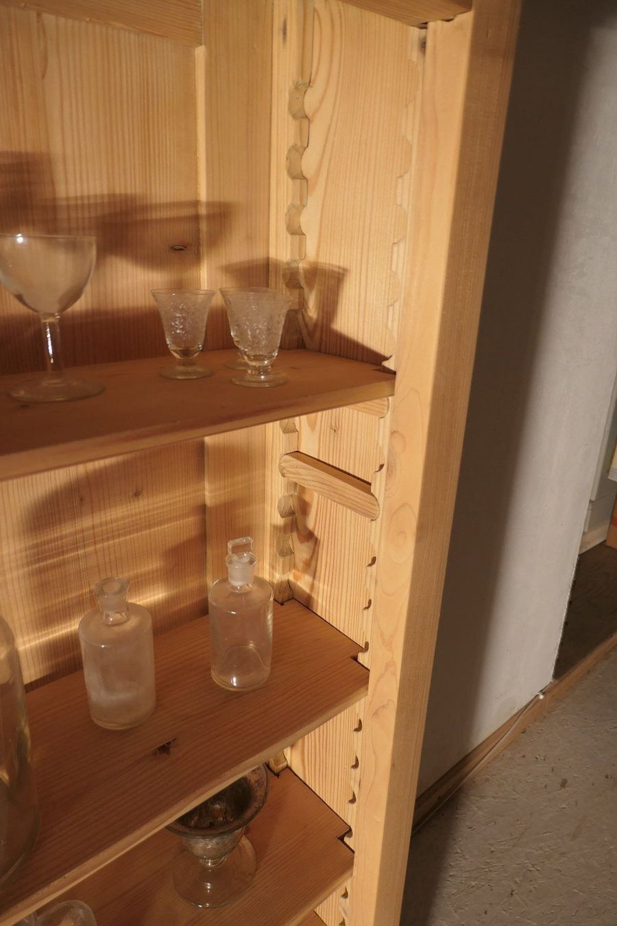 Scaffali: schönes Gestell/Schrank/Regal – Usato da Fürstenaubruck venduto da PizBeverin2018 8
